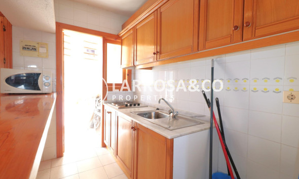 Resale - Apartment - Torrevieja - La veleta