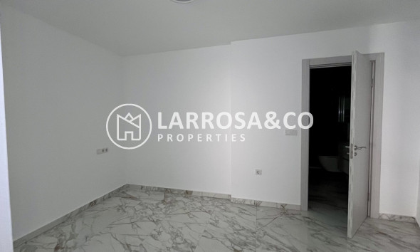 Reventa - Apartamento - Torrevieja - PLAYA LOS LOCOS
