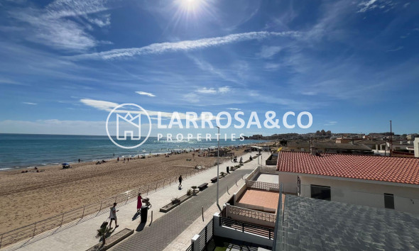 Herverkoop - Villa - Torrevieja - La Mata