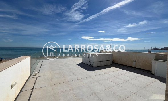 Herverkoop - Villa - Torrevieja - La Mata