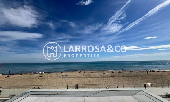 Herverkoop - Villa - Torrevieja - La Mata