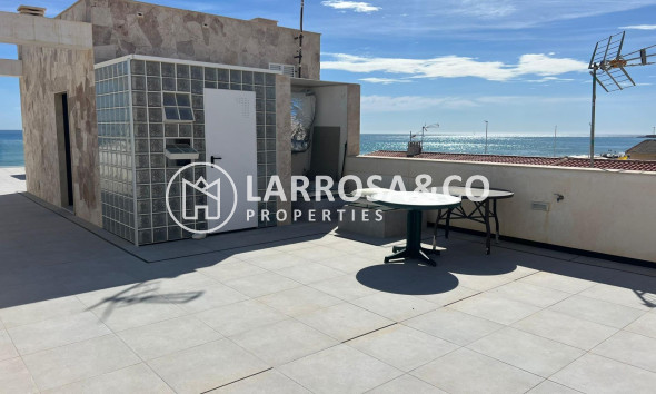 Herverkoop - Villa - Torrevieja - La Mata