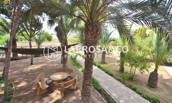 Herverkoop - Villa - Torrevieja - Los Balcones