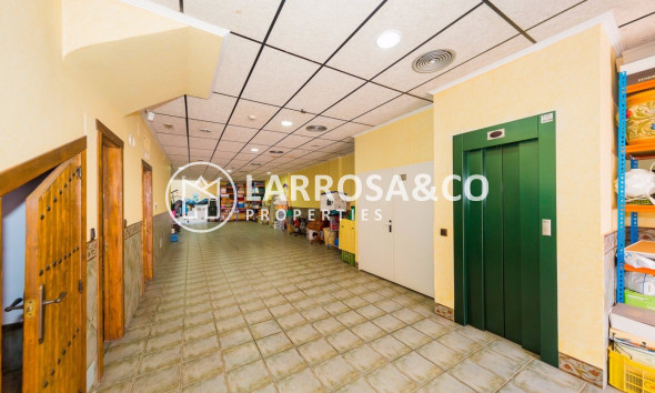 Вторичный рынок - Коммерческая площадь - Торревьеха - torrevieja