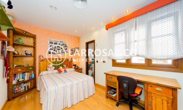 Вторичный рынок - Коммерческая площадь - Торревьеха - torrevieja