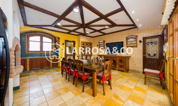 Вторичный рынок - Коммерческая площадь - Торревьеха - torrevieja