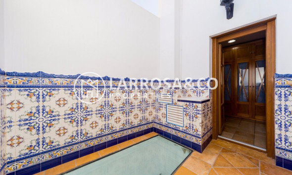 Вторичный рынок - Коммерческая площадь - Торревьеха - torrevieja