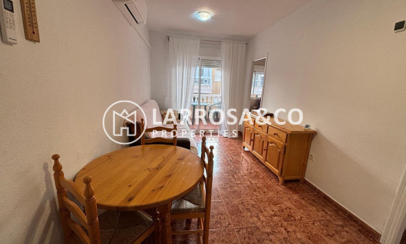 Resale - Apartment - Torrevieja - Playa del cura