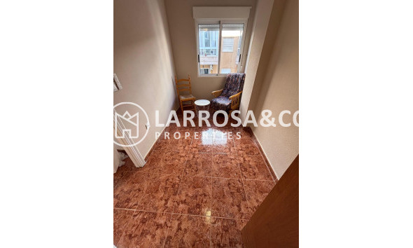 Resale - Apartment - Torrevieja - Playa del cura