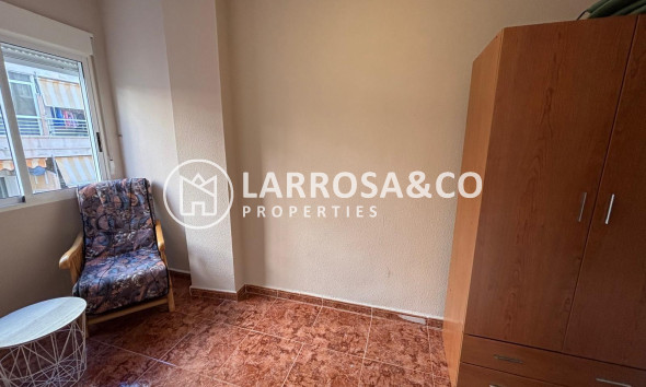 Resale - Apartment - Torrevieja - Playa del cura