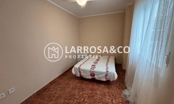 Resale - Apartment - Torrevieja - Playa del cura