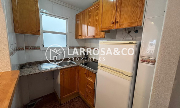 Resale - Apartment - Torrevieja - Playa del cura