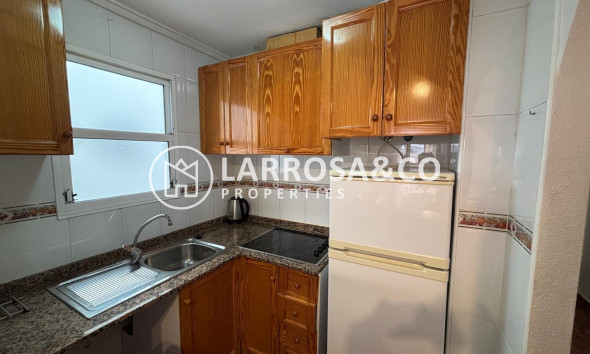 Resale - Apartment - Torrevieja - Playa del cura