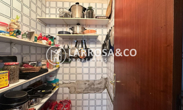 Resale - Apartment - Torrevieja - Estacion de autobuses