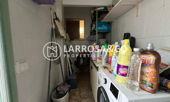 Resale - Apartment - Torrevieja - Estacion de autobuses