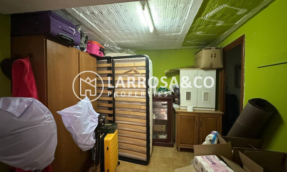 Resale - Apartment - Torrevieja - Estacion de autobuses