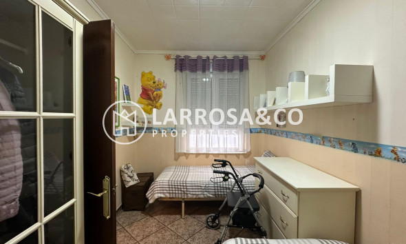 Resale - Apartment - Torrevieja - Estacion de autobuses