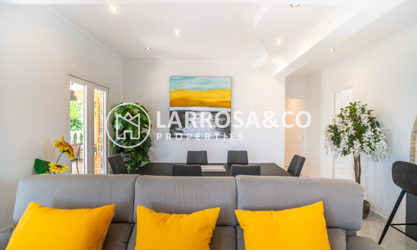 Resale - Detached House/Villa - Torrevieja - Costa Blanca