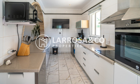 Resale - Detached House/Villa - Torrevieja - Costa Blanca