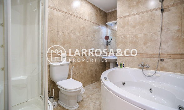 Resale - Detached House/Villa - Torrevieja - Costa Blanca