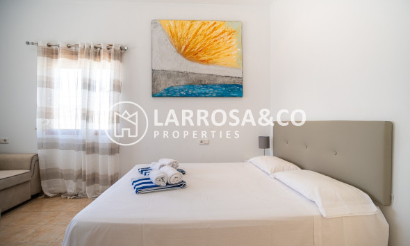 Resale - Detached House/Villa - Torrevieja - Costa Blanca