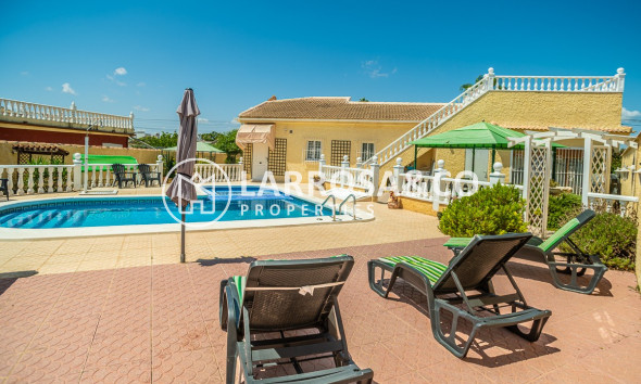 Resale - Detached House/Villa - Torrevieja - Costa Blanca