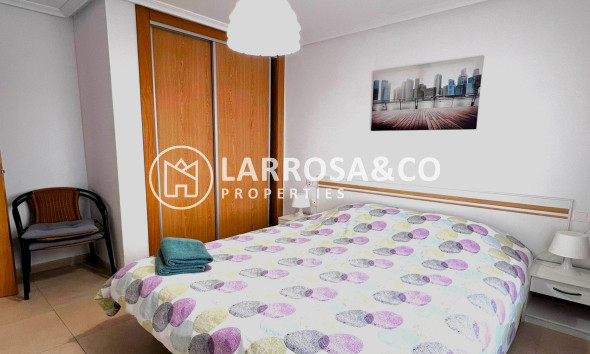 Resale - Apartment - Torrevieja - Los Locos Beach