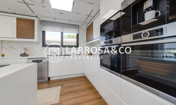 Resale - Detached House/Villa - Torrevieja - Costa Blanca