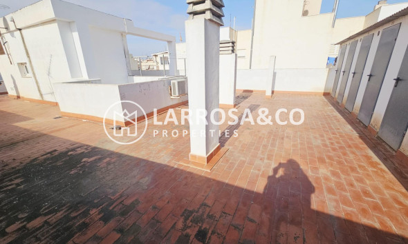 Resale - Apartment - Torrevieja - Estacion de autobuses