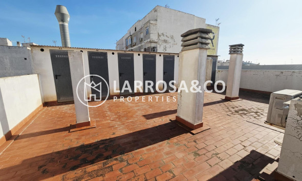 Resale - Apartment - Torrevieja - Estacion de autobuses