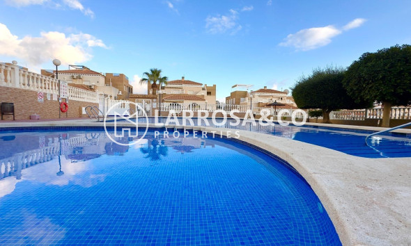 Resale - Bungalow - Torrevieja - Torreblanca