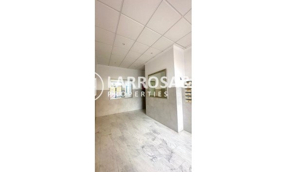 Вторичный рынок - Квартира - Торревьеха - torrevieja