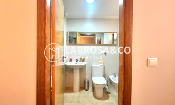 Resale - Apartment - Torrevieja - La Mata