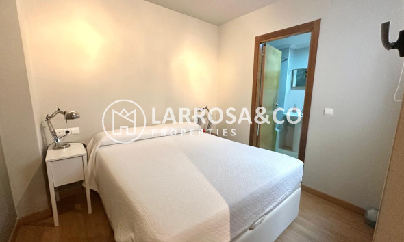 Resale - Apartment - Torrevieja - La Mata