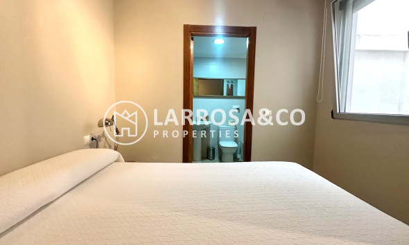 Resale - Apartment - Torrevieja - La Mata