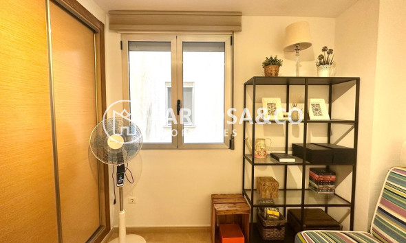 Resale - Apartment - Torrevieja - La Mata
