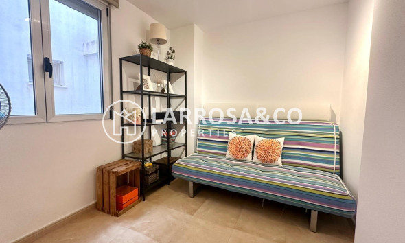 Resale - Apartment - Torrevieja - La Mata