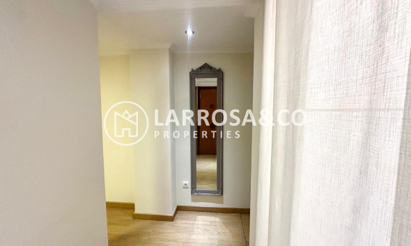 Resale - Apartment - Torrevieja - La Mata