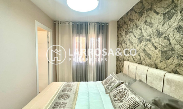 Reventa - Apartamento - Torrevieja - Centro