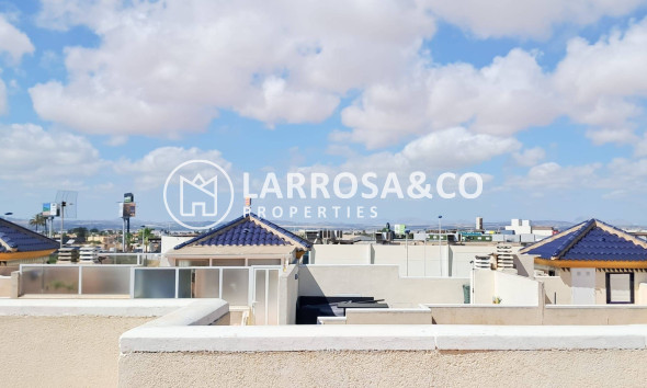 Herverkoop - Apartment - Torrevieja - Parque Acuático - Sector 25