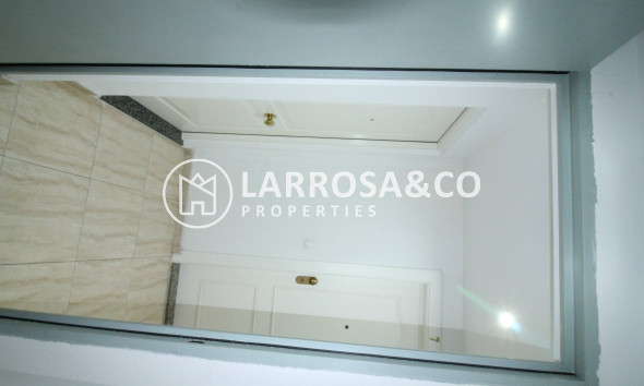 Reventa - Apartamento - Torrevieja - Centro