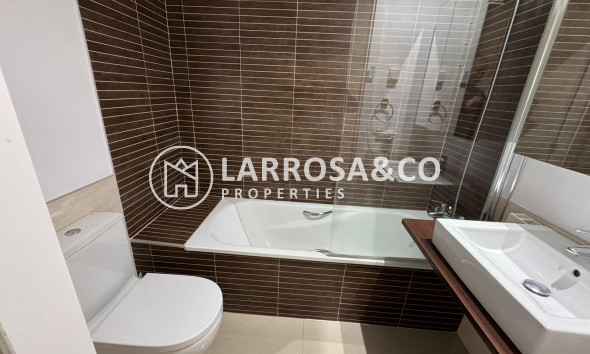 A Vendre - Semi-detached house - Torrevieja - Punta Prima