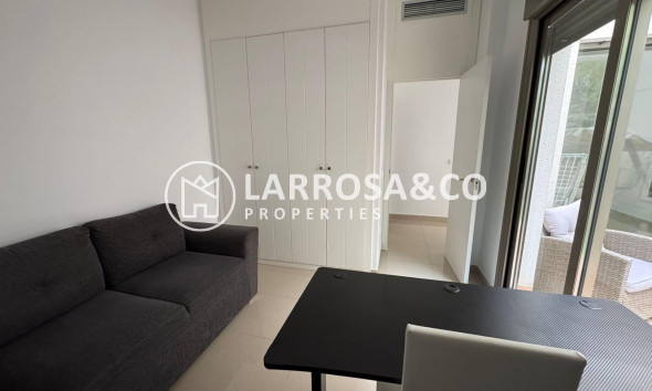 A Vendre - Semi-detached house - Torrevieja - Punta Prima