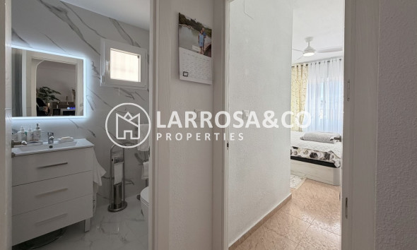 Вторичный рынок - Квартира - Торревьеха - Urb. Calas Blancas III