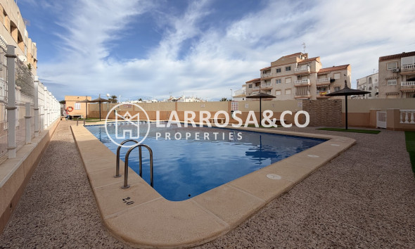 Вторичный рынок - Квартира - Торревьеха - Urb. Calas Blancas III