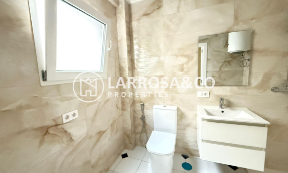 Reventa - Apartamento - Torrevieja - Centro