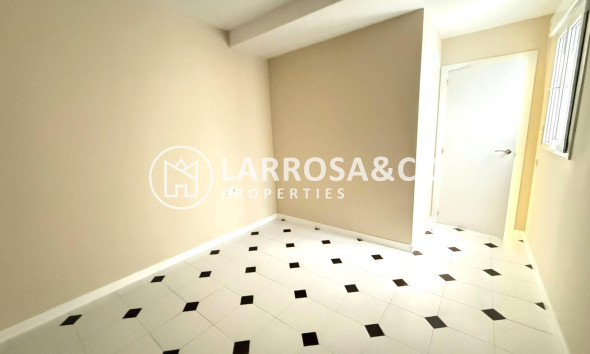 Reventa - Apartamento - Torrevieja - Centro