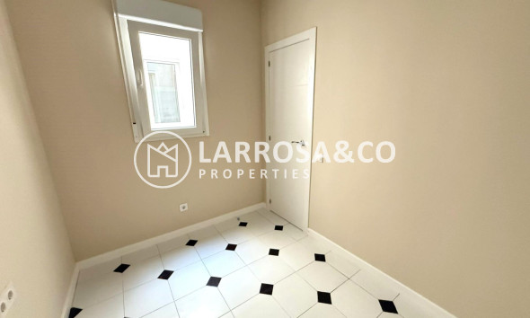 Reventa - Apartamento - Torrevieja - Centro