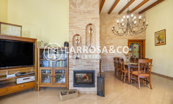 Resale - Detached House/Villa - Torrevieja - Costa Blanca