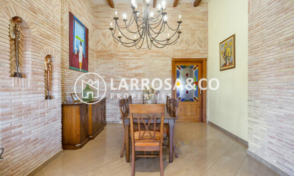 Resale - Detached House/Villa - Torrevieja - Costa Blanca